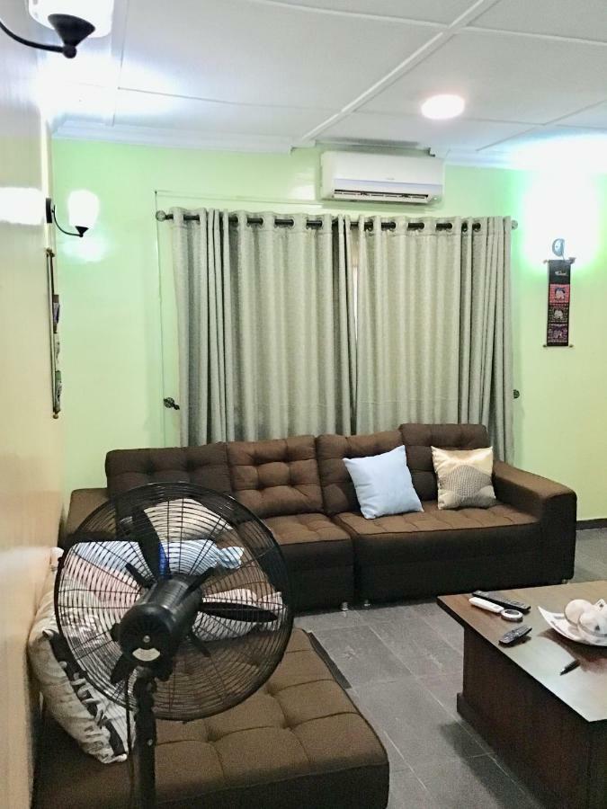 Gees Shortlets Apartments لاغوس المظهر الخارجي الصورة